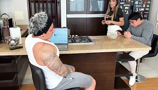 Fuck my wife! She'd rather give her brother-in-law a blowjob than play video games with her boyfriend!