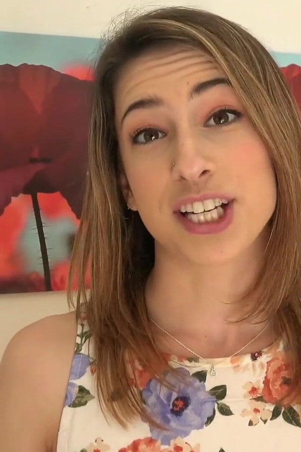 Kristen Scott Can't Handle Cumming Without a Shaft to Play with