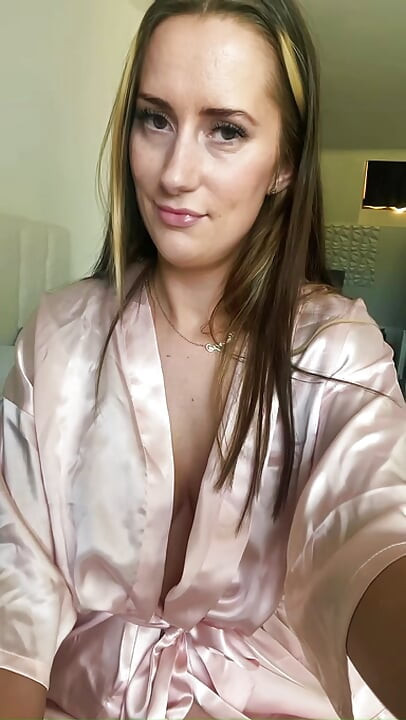 남편 ASMR JOI를 속이는 섹시한 영국 밀프