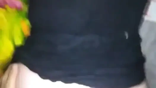 Моя подруга в платье в сексе вчетвером в постели 2