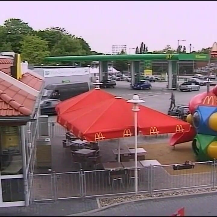 Two Amazing MILF Get Fucked Hard by Their Boyfriend on Top of the Bus