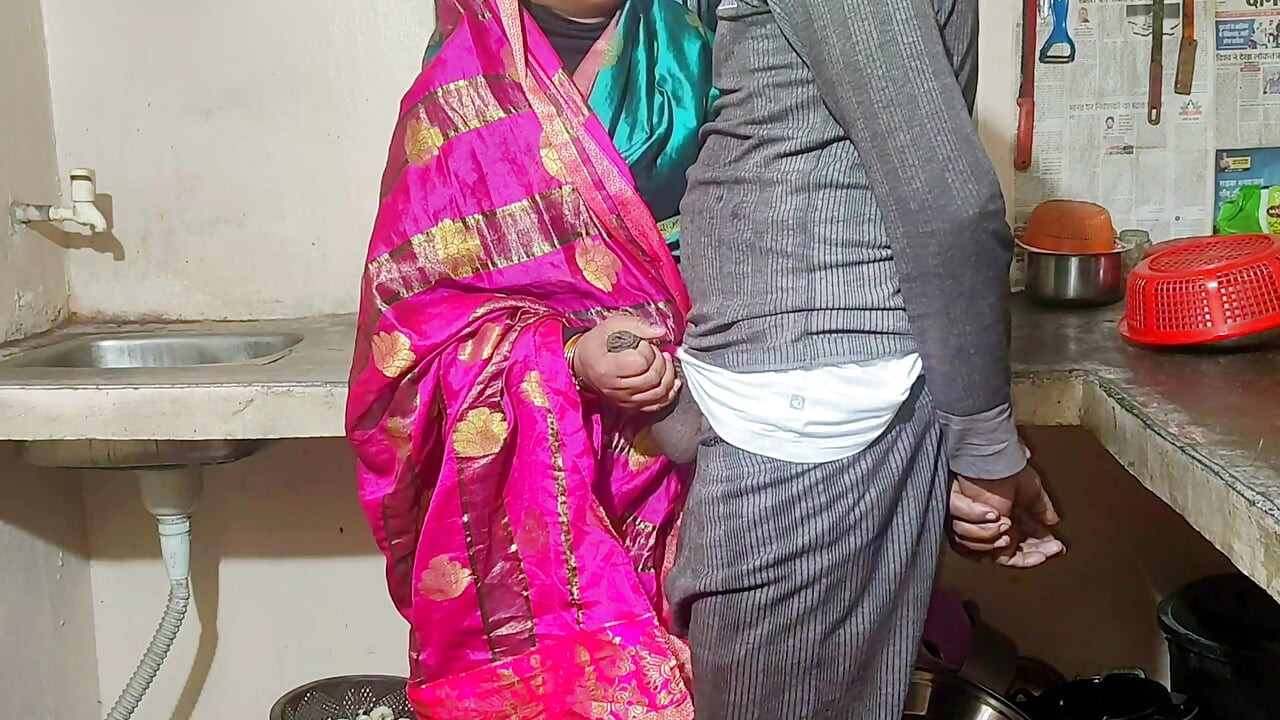 Desi Hintli Üvey Annenin Kötü Aşçısı