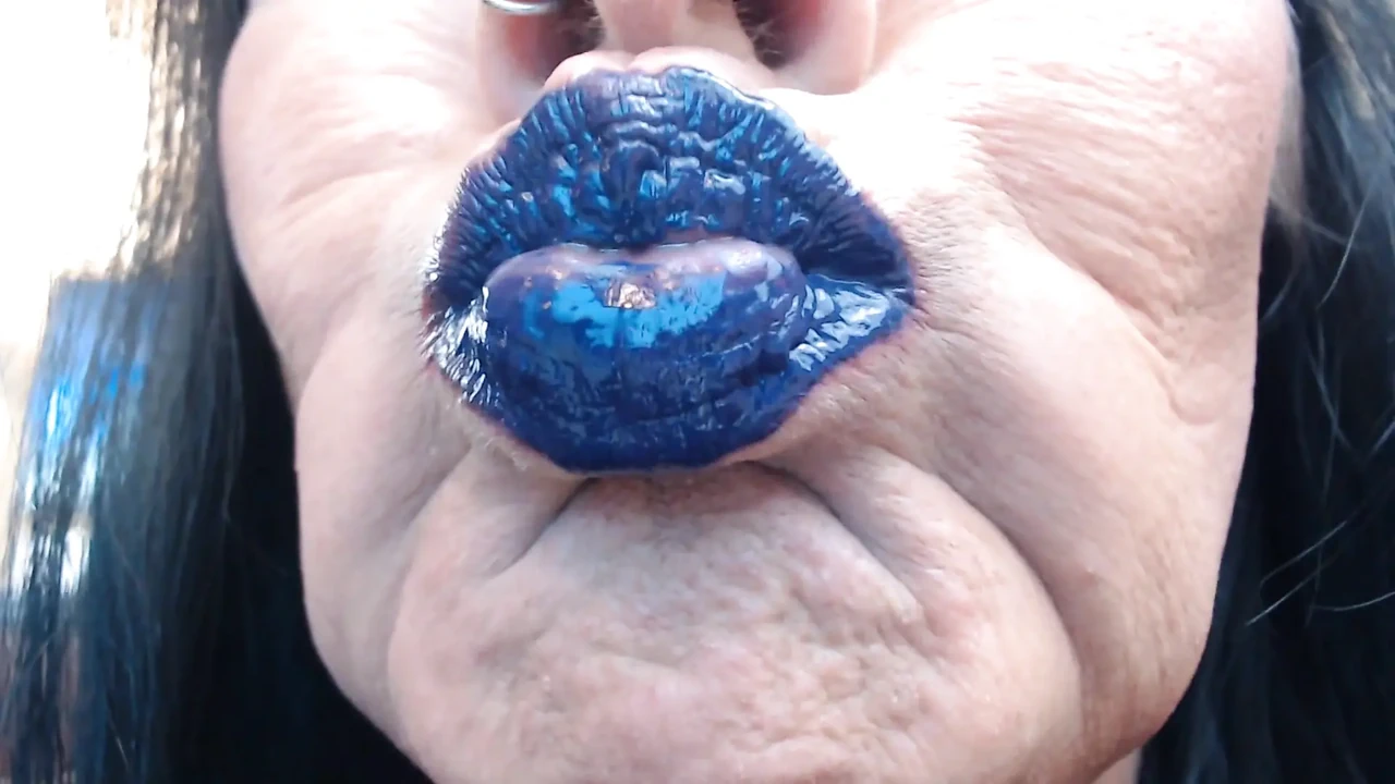 Blue purple lip wand closeup duck