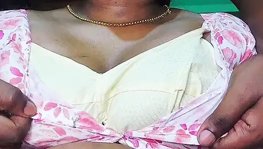 Desi item girl kavita model Part - 01