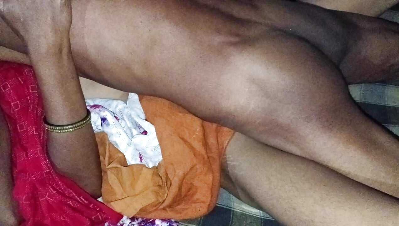 nyligen fladgled bhabhi chudai karti hui indiska desi village bhabhi devar sex kiya mycket njöt av het badan bhabhi ka