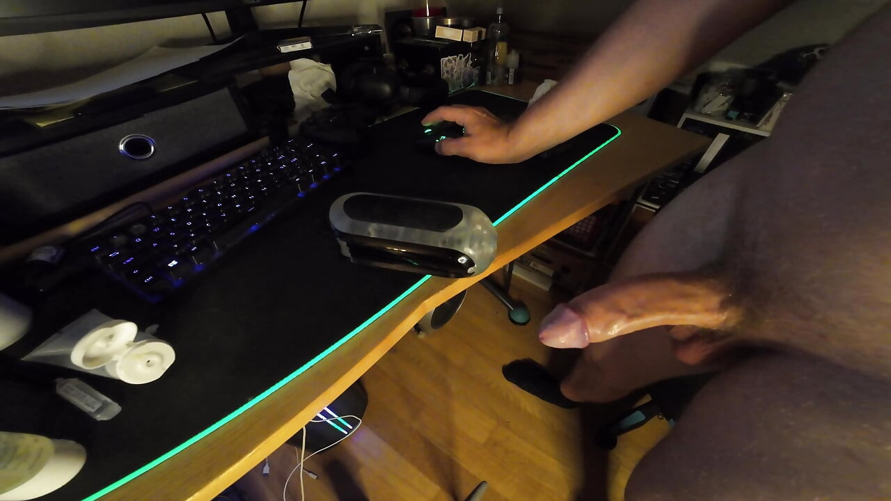 Ejing aur darti tking maay phakaty (laivastrim sikvens)