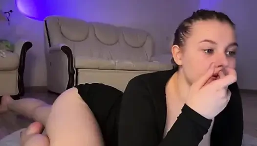 Jucielussie showing Huge ass in doggystyle