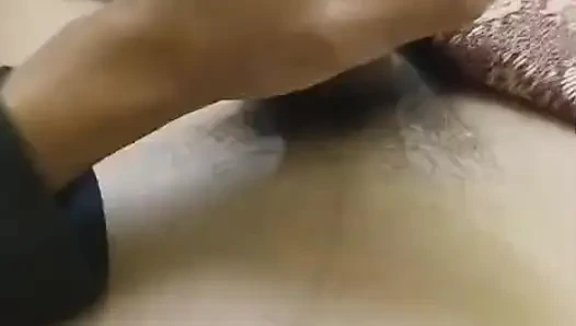 Bir hafta sonra evde büyük boşalma ile mastürbasyon