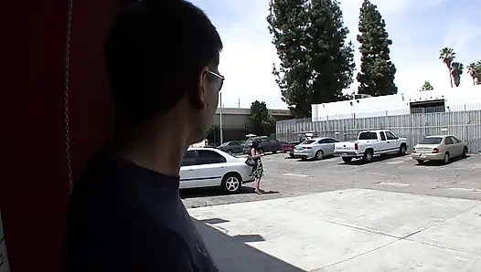 Schöne nasse cooch von chica erwartet weit offen für großen schwanz, ihn pumpen