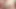 Sarışın orta yaşlı seksi kadın deliklerini üç yarakla genişletiyor