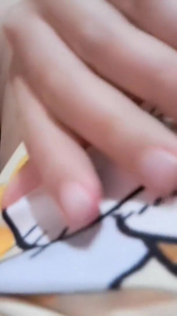 Il mio patrigno tocca i miei seni ricchi | Clip 2