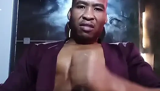Uzun siyah yarak mastürbasyonu