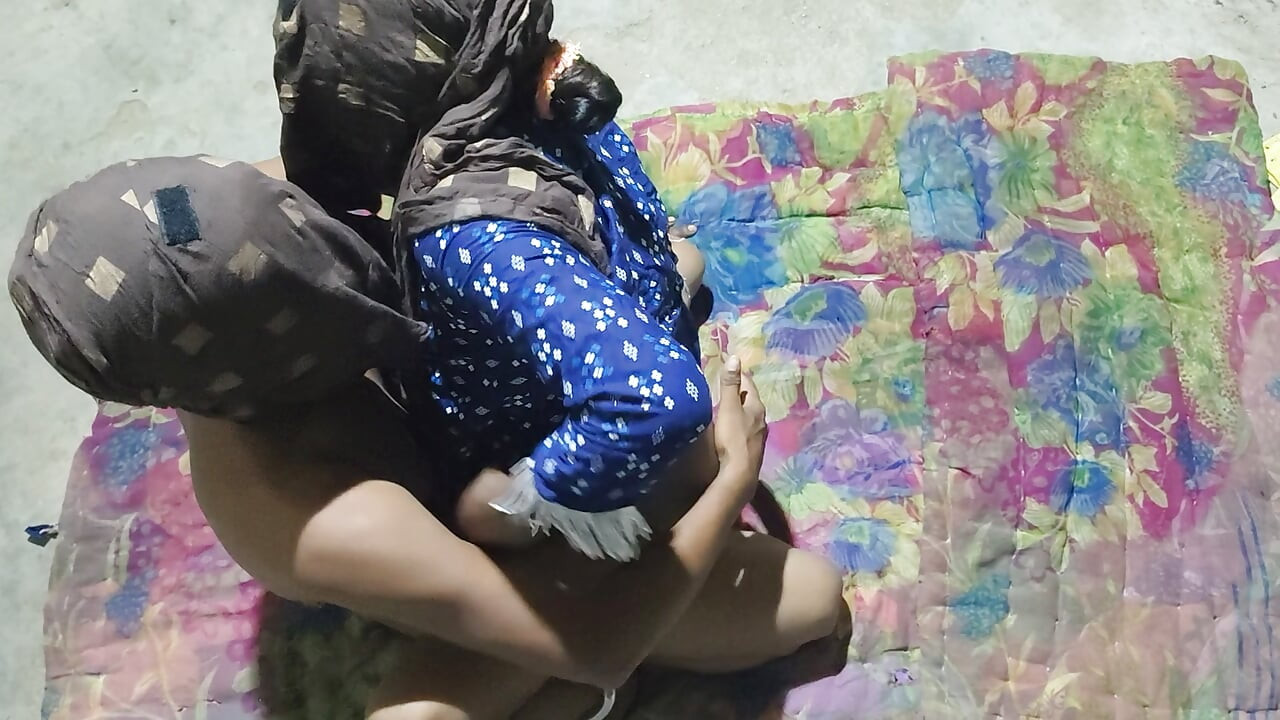 Village hot girl Bhabhi Indian Desi Aunty Desi Sex Desi Girl Hot Desi Bhabhi