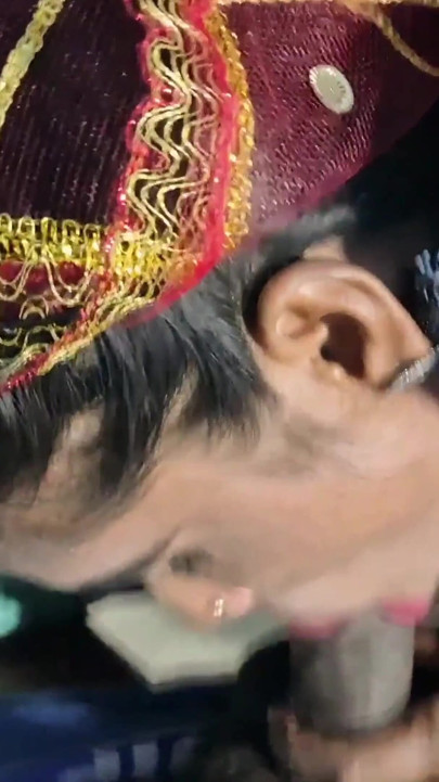 Pakisthani Housewife Sital and Her Classmate Md Aktar First Time Blojob and Fucking