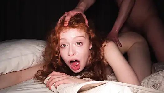 Kızıl Saçlı Öğrenci Benimle Sert Seks Yapmaya Çalıştı, Canavar Enerjisi.