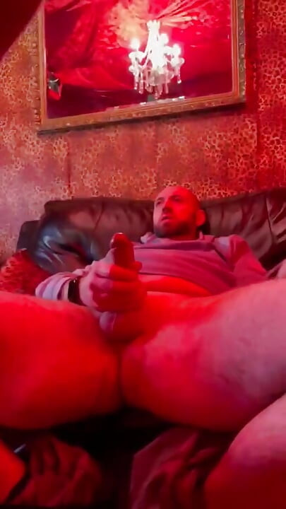 Stripteuza merge până la capăt