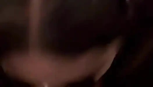 Betrügende ehefrau mit bestem freund des ehemanns