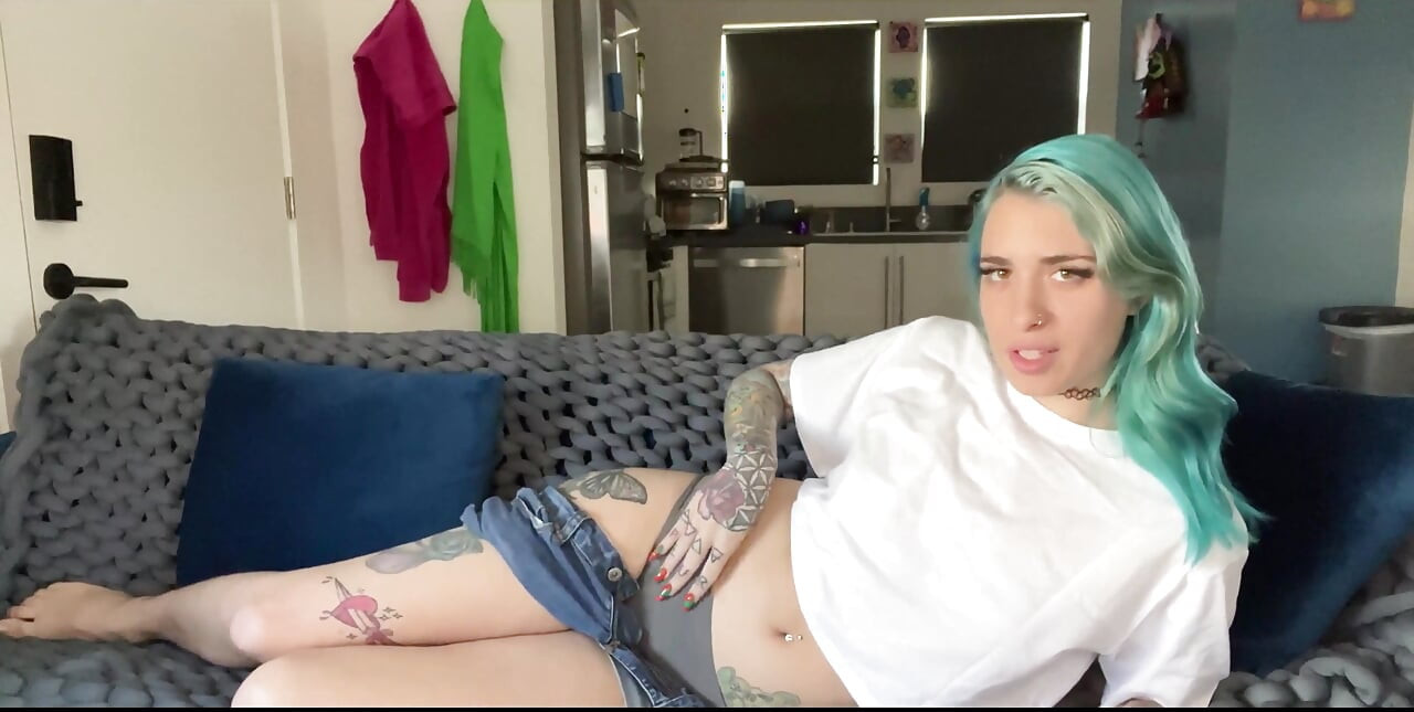 Edepsiz konuşma striptiz ve ayak ibadeti