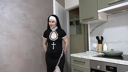 Сексуальные грехи монахини Анны. Часть 1.