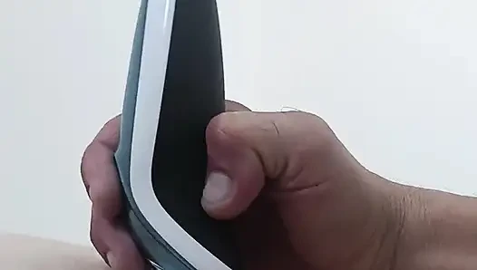 Karımın kıllı amını tıraş ediyorum