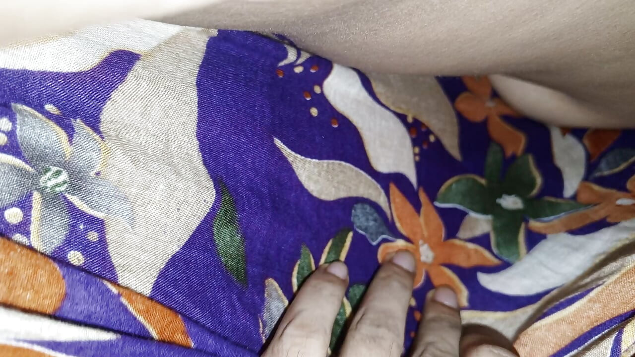A bangladesi dögös feleséget megdugja a szeretője Igazi csalfa háziasszony hardcore