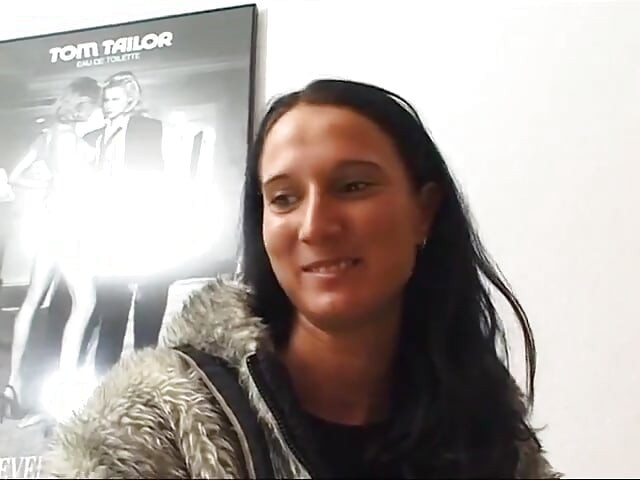 Raven hair stepmom in her first audition