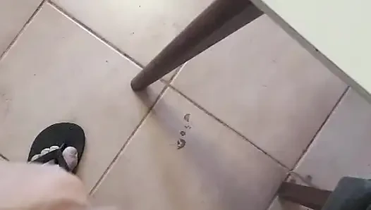 Aldatılan adam karısına mastürbasyon yapıyor