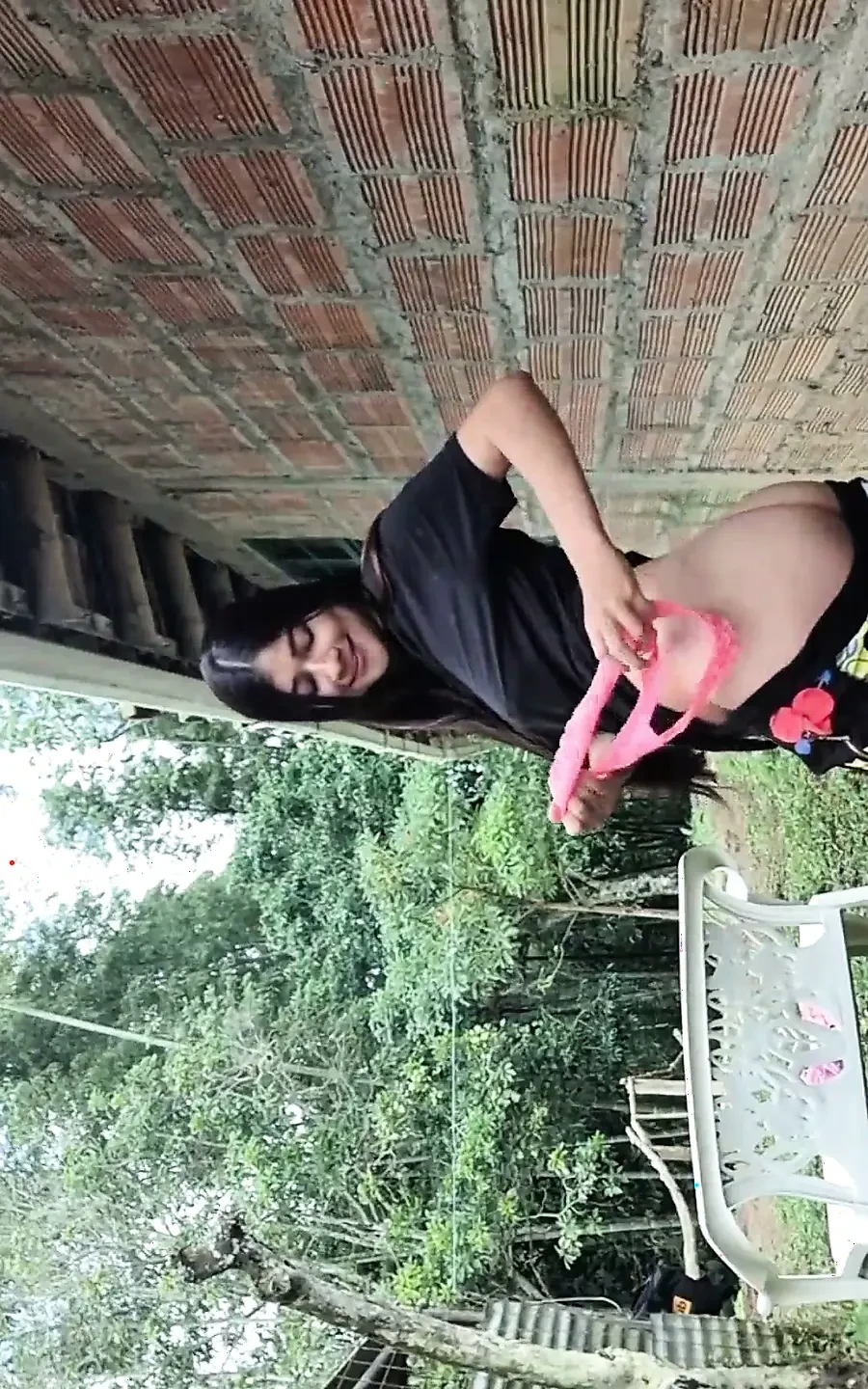 Yulieth Gomez Touches Herself in the Park and Shows Her Pussy and Takes off All Her Clothes