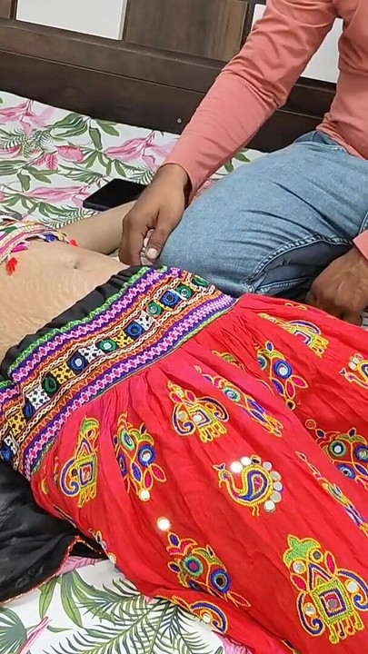 Thrilling moment from "Komal's friend had come to call home, Sandas husband stuck to the sister of selfie"