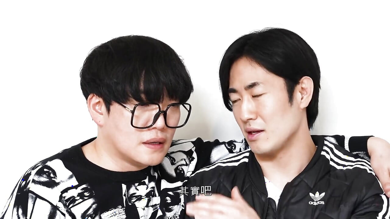 Если вы женатый мужчина, нормально быть молодожённой замужней женщиной по роману