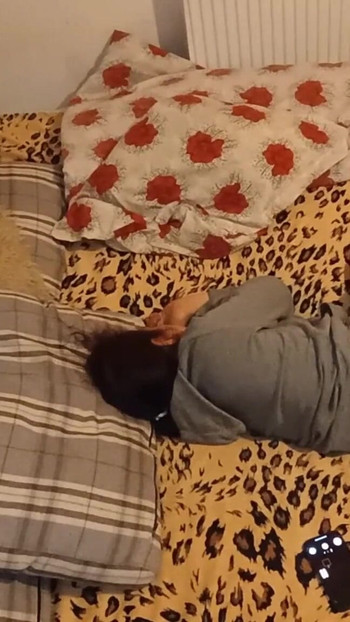 罗马尼亚夫妇 - 卧室里的激情和快乐 |剪辑 2