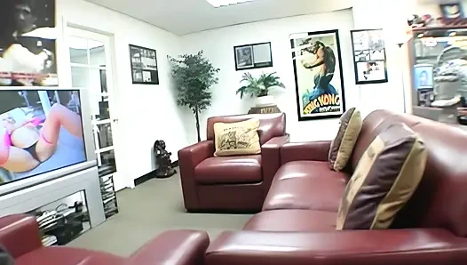 Lexinghton Steele'in kadınları deneyimlerini paylaşıyor!! - (hikaye)