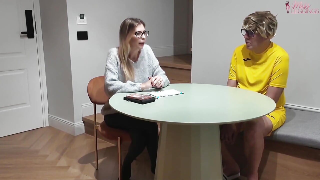 Stepmom Framed by the Perverted Demands of Her Petty Stepson Reluctantly Helps Him with the Sperm Test
