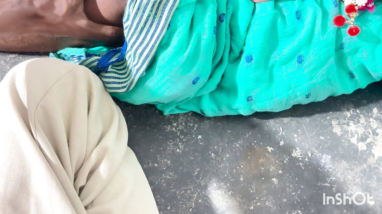 Awek transeksual hitam Tsgigibaby memancut mani