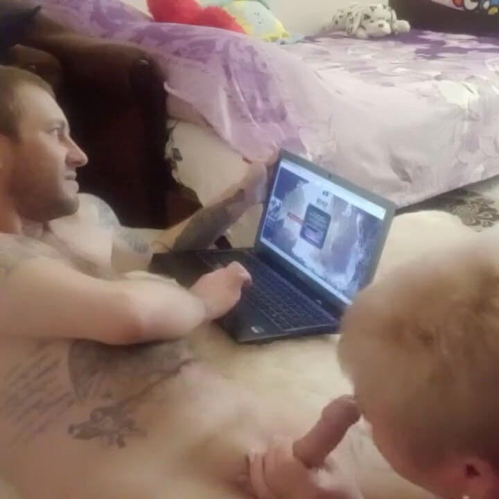 I play on the computer I get jerked off and sucked