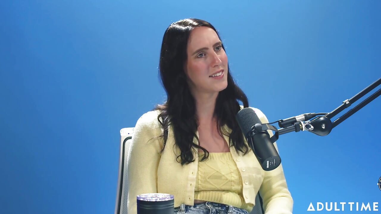 Cadence Lux: Authentic Orgasms & Self-advocacy