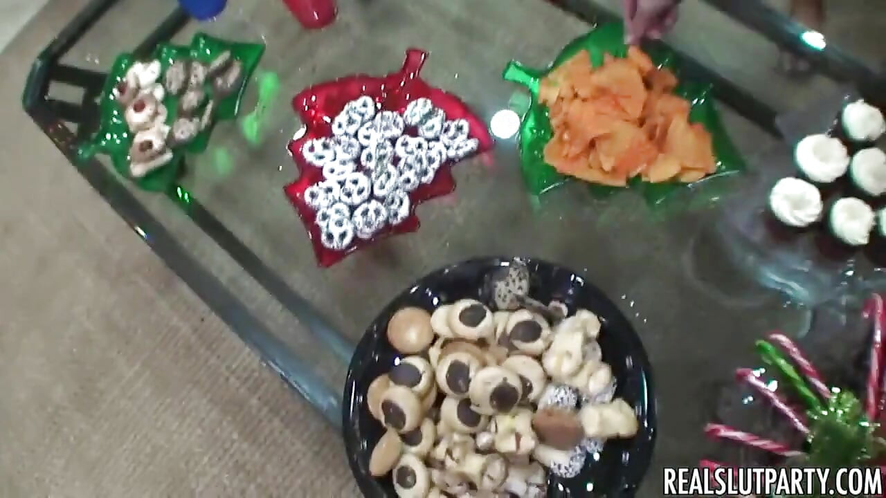 Real Slut Party - Welcoming Santa to Our House a Xxxmas Orgy