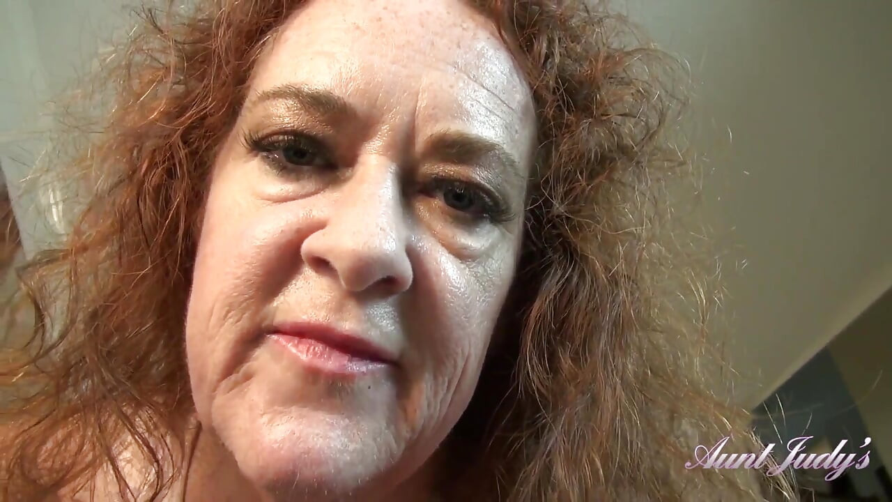 Auntjudys - Your Horny Mature Redhead Step-aunt Mrs. Ginger Gives You a Handjob (pov)