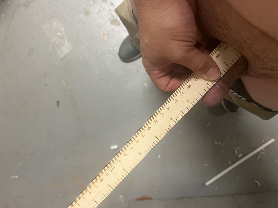A Small Penis start to a big cock cumming