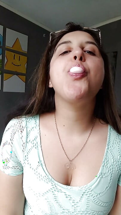 Bubblegum Nahaufnahme Chew & Blow - bunny Looner