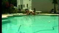 Gorgeous young babe with nice tits gets her pussy licked poolside