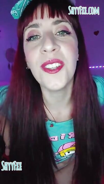 Shyyfxx, premier jeu de rôle lesbien pour mes fans !