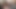 セクシーな美女の手が彼の体と小さなペニスを探っている