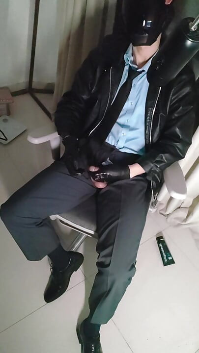 Plot - ASMR class at school