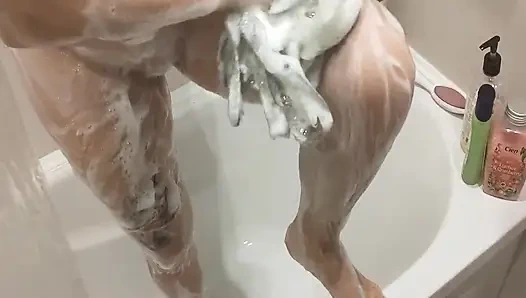 Stiefschwester in der dusche