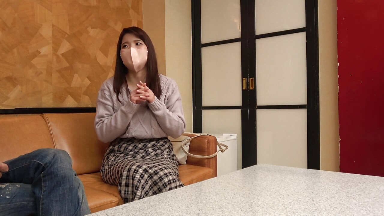 P144F05 ノリが一緒な感じの男性ならナンパもOK！ヤリタイ盛りの巨乳美女と嵌め撮りノリノリぱこぱこセックス！