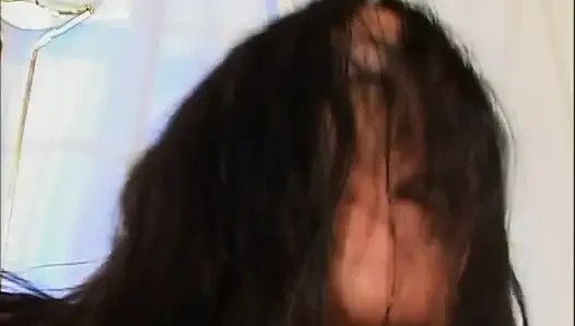 Güzel memeli azgın orta yaşlı seksi kadın sikiliyor ve büyük klasik yarakla göt deliğine boşalıyor
