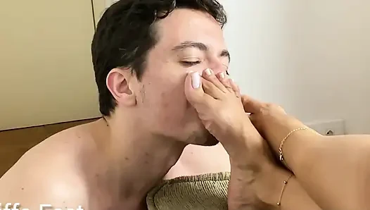 Tanrıça Kiffa ayak kokusu ve tapınma yeni Havaianas parmak arası terlik