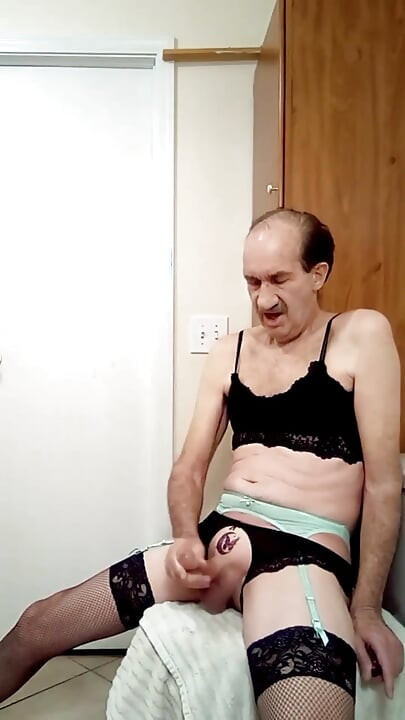 Grandpa riding his new dildo to massive orgasm