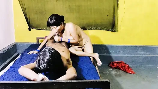 meine stiefschweige anju dominiert mich, fickt mich, bis er auf meinen körper kommt, squirtender orgasmus